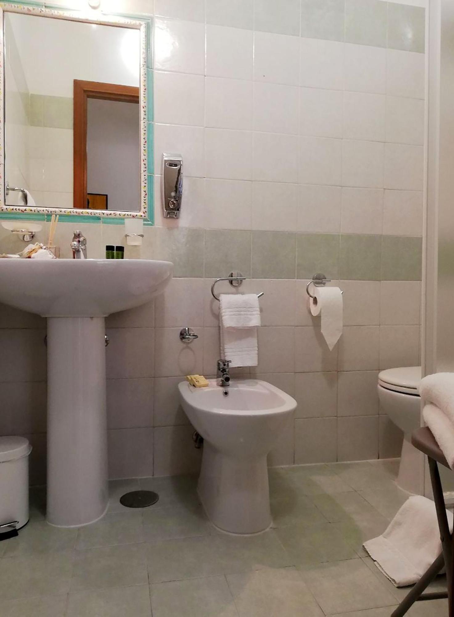 Mb Napoles Intera Casa Apartment Екстериор снимка